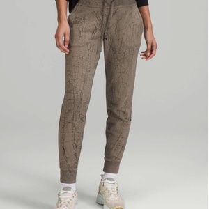 Lululemon Warm Down Jogger 7/8 Length